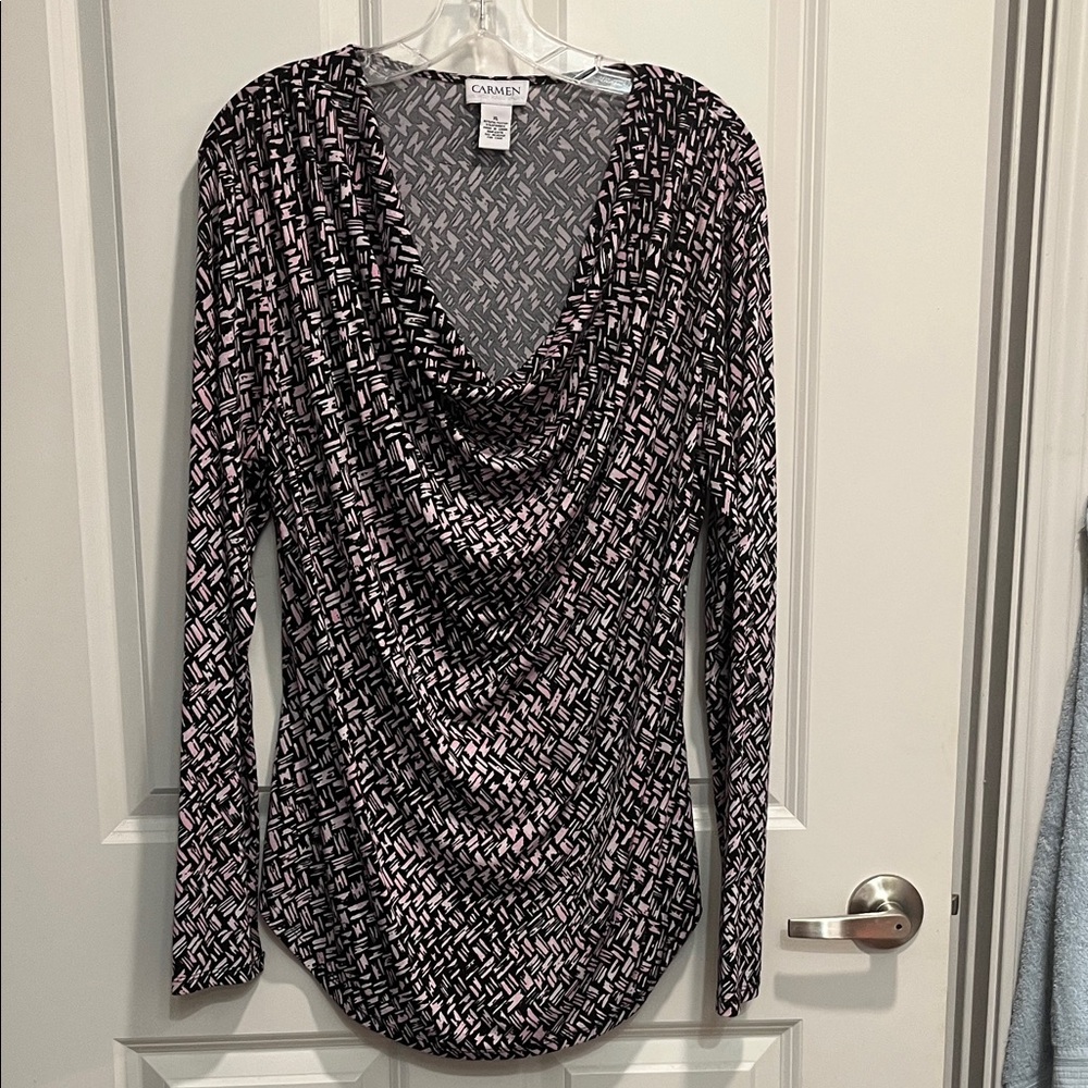 Carmen Geometric Black and Pink Long Sleeve Top